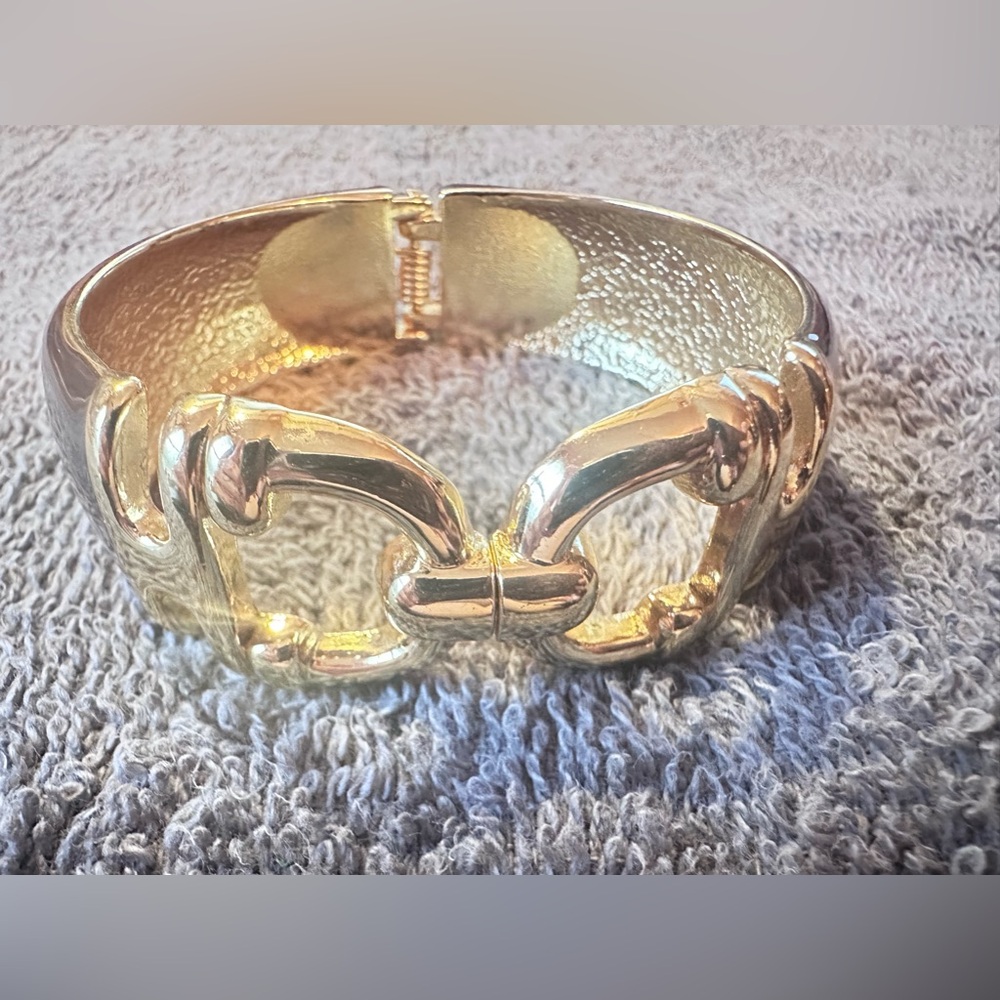 Horse bit bracelet